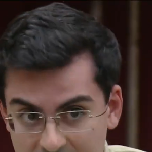 'Você sabe como é televisão': Dudu Camargo rebate Michelle Barros durante transmissão