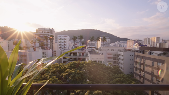 Sala de jogos com vista para o Cristo Redentor é palco das famosas 'resenhas' do cantor