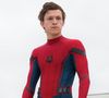 Durante a entrevista, Tom Holland, conhecido por interpretar o 'Homem Aranha', disse que entrou em contato com sua mãe, e explicou a situação.