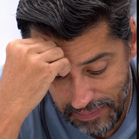 Alberto Cowboy saiu do 'BBB 26'? Desmotivado após Paredão Falso, brother cogita apertar botão da desistência e insinua recado externo no Anjo