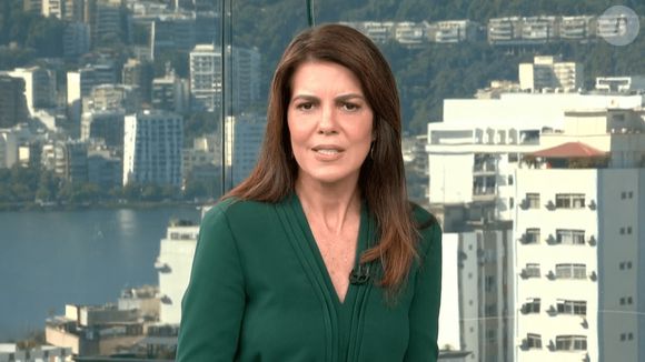 A jornalista da TV Globo Mariana Gross teria levado fora de Viviane Araújo antes do desfile
