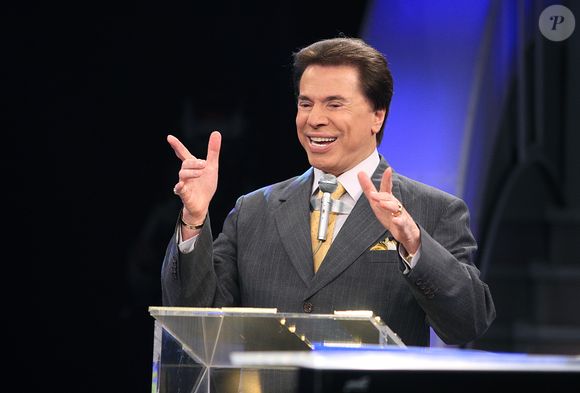 Silvio Santos ficou insatisfeito com audiência da novela 'Dona Anja' e ameaçou tirar novela do ar