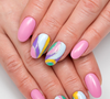 Nail art para Lollapalooza Brasil 2025: a máquina que promete criar desenhos lindos e estilosos para as suas unhas