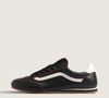 O novo Vans Super Lowpro Pop Black Red aposta no visual retrô dos anos 80 e surge como uma alternativa mais sofisticada ao tradicional All Star