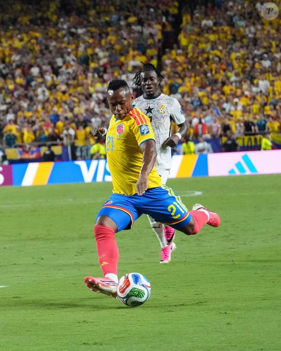 O jogo acabou indo para os pênaltis, quando a Suíça venceu a disputa por 4 a 3