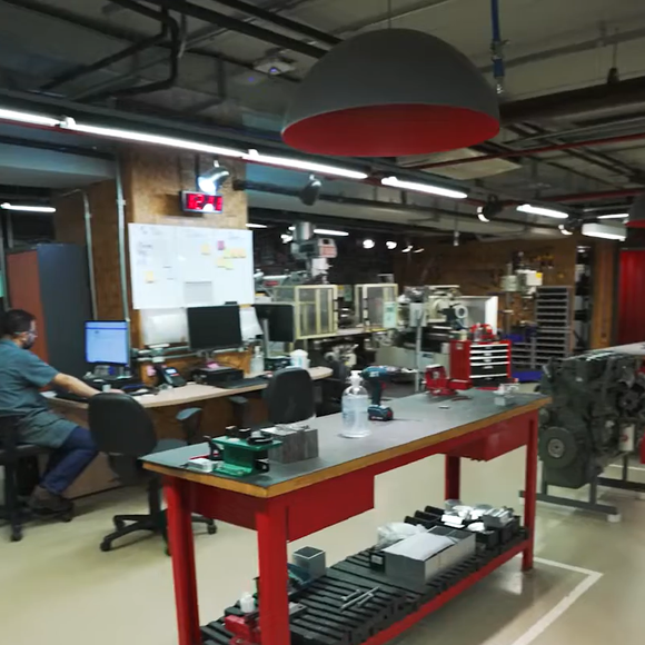 Benício Huck terá acesso a laboratórios de automação industrial e projetos de robótica durante a graduação