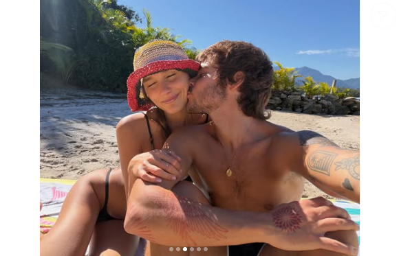 Marido de Sasha, João Lucas aproveitou a repercussão da lista de 'sem carisma' da Veja para fazer publicidade. No vídeo, o cantor ironiza a situação e apresenta a Sede Energy, bebida com extrato de jambu e cúrcuma