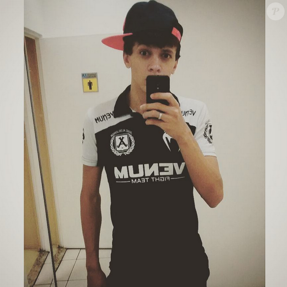 O que chamava atenção era o corpo magro de Júlio Cocielo