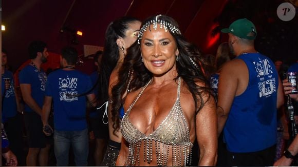 Scheila Carvalho curte carnaval de Salvador em Camarote na noite desta segunda, 16