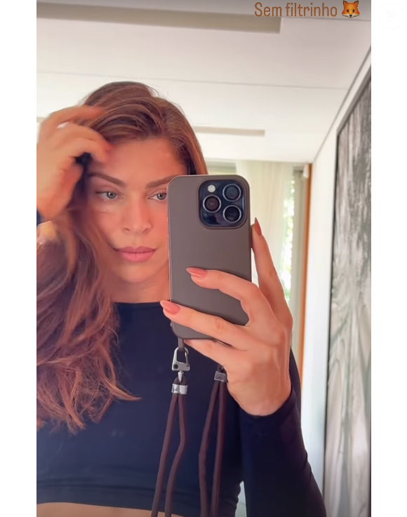 Grazi Massafera começou o dia destacando sua beleza natural em um vídeo sem filtro