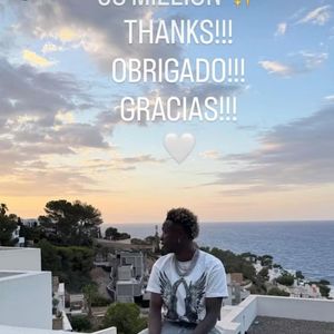 Vini Jr. agradece aumento de seguidores no Instagram