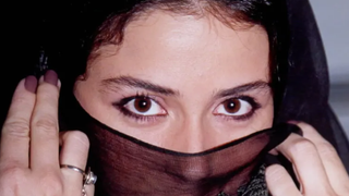 Os 3 perfumes árabes que Jade, de 'O Clone', amaria usar hoje: há 25 anos, papel de Giovanna Antonelli virou mania nacional e essas fragrâncias sofisticadas e marcantes exalam sua personalidade