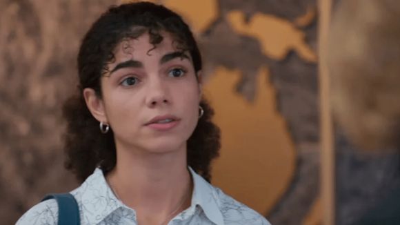 Resumo da novela 'Vale Tudo', capítulo de sábado, 6 de setembro: mulher de Leonardo, Ana Clara se arma temendo golpe da sogra, Odete Roitman