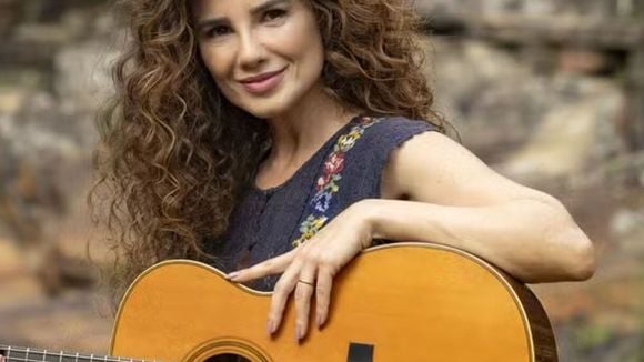 A tensa volta de Paula Fernandes em 'Coração Acelerado': um dos segredos mais cabeludos da novela será desmascarado pelo espírito da cantora