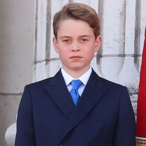 Príncipe George se saiu muito bem no seu 'maior compromisso' com a Família Real