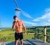 Em meio aos rumores, Cauã Reymond viralizou com fotos postadas na última quarta (23) e hoje (24)