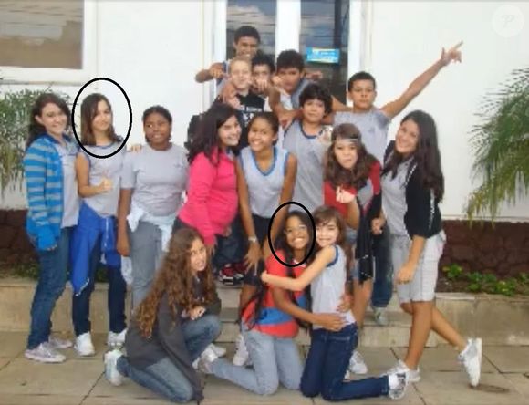 A jornalista Renata Cerqueira publicou a foto da turma completa, com Juliana Marins e Bárbara Borges, em seu perfil no Instagram