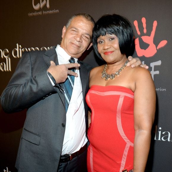 Rihanna chegou a presenciar diversas agressões de Ronald Fenty à sua mãe, Monica Fenty