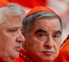 Giovanni Angelo Becciu durante cerimônia no Vaticano: figura influente por décadas, o cardeal virou símbolo de controvérsia após escândalos financeiros.