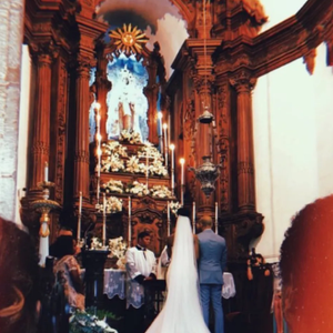Iza e Seégio Santos selaram união na Igreja Nossa Senhora do Outeiro da Glória, em 2018