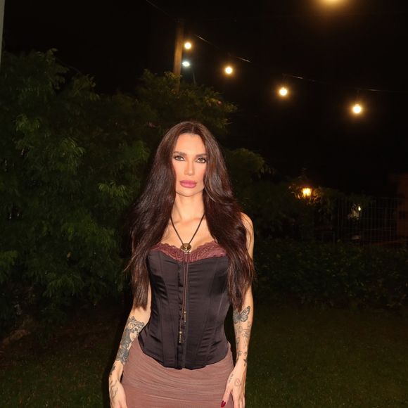 Apesar da revelação, Stéfani Bays não revelou os detalhes do fora e nem quando ele teria acontecido