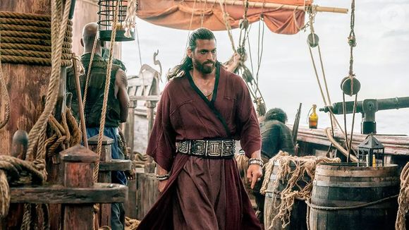 Sandokan é um pirata do século XIX conhecido como Tigre da Malásia e que lutava por ideais contra o territorialismo britânico