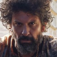 'Parei o cigarro, mas sofro até hoje de...': ator da Globo, Milhem Cortaz admite vício inusitado e fórmula impressionante para driblar a recaída