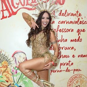 Carnaval 2026 do Salgueiro terá Carol Nakamura entre suas musas