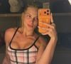 Em uma das fotos, Virgínia roubou a cena ao posar com seu pijama de cropped super decotado