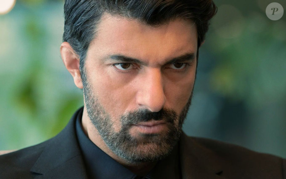 Entre o amor e o poder, o casal de ‘Berço de Ouro’ simboliza o conflito entre o dinheiro velho e o novo na elite de Istambul