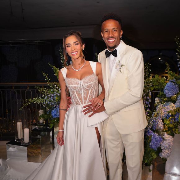 Eder Militão e Tainá Castro se casaram com alianças estimadas em R$ 160 mil