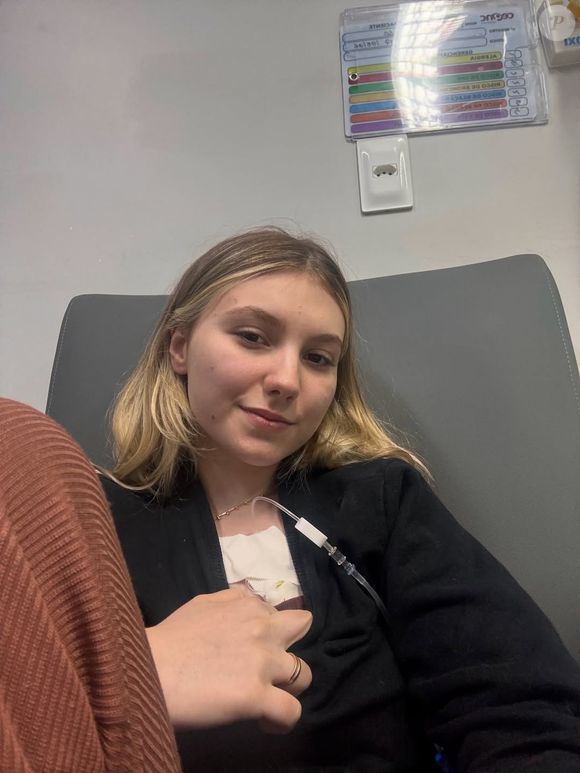 Isabel Veloso viu câncer passar por remissão em 2023, mas no mesmo ano doença voltou; em 2024, chegou ao pulmão