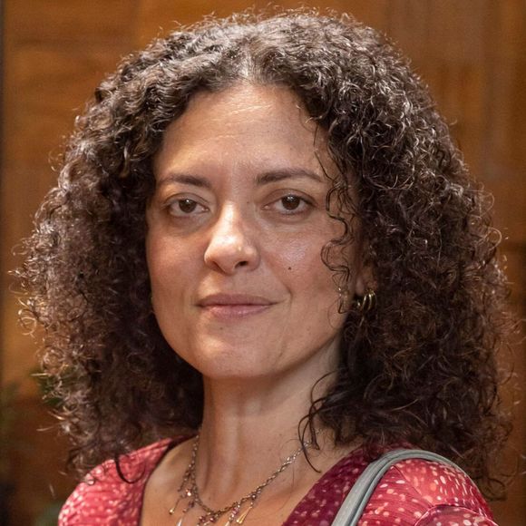 Nataly Rocha é Dalva, a namorada de Poliana (Matheus Nachtergaele): Cearense, a atriz tem 25 anos de carreira