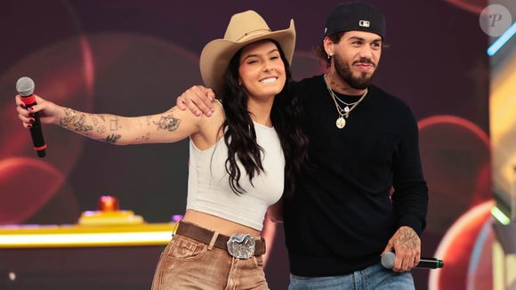 Ana Castela apagou fotos com Zé Felipe após o término, enquanto o sertanejo removeu todas as publicações do feed. A atitude dos dois levantou suspeitas e dividiu opiniões na web
