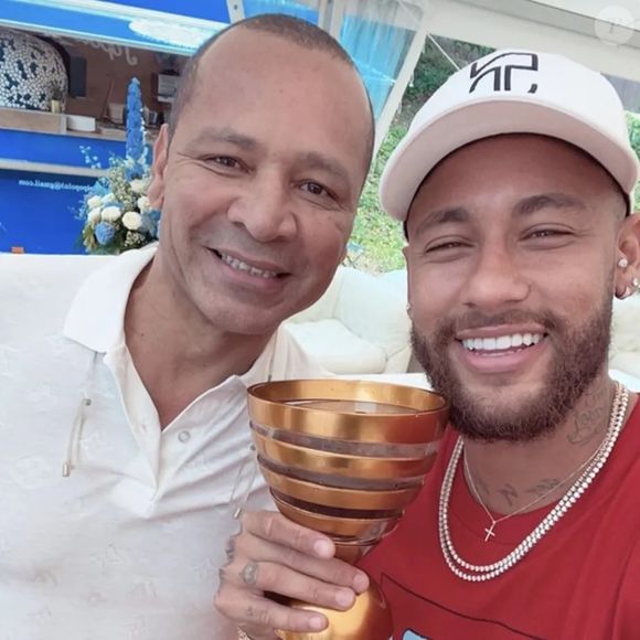 Neymar Pai se manifestou após Léo Dias expôr pagamento e negou negociação