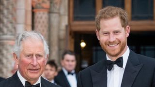 'Intenção de sabotar': príncipe Harry revela bastidores de encontro com o Rei Charles III e exclui Meghan Markle de importante presente. Entenda!