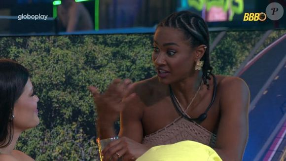 Aline detona Gracyanne Barbosa em conversa com Vitória Strada no 'BBB 25'