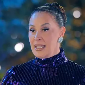 Claudia Raia quer R$ 40 mil de indenização e identificação de quem manipulou imagem do filho de 3 anos