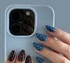 Unhas com bolinhas são tendência