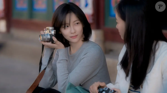 Dirigido por Jo Yeong-min e roteirizado por Song Hye-jin, Eu, Você e Toda Uma Vida aposta em emoção e profundidade