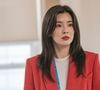 Lee Sun-bin dá vida à cientista Kim Mi-kyeong, e a idade verdadeira da atriz é 31 anos