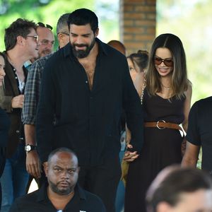 Sandy e o médico Pedro Andrade preferem manter a discrição em relação ao namoro dos dois