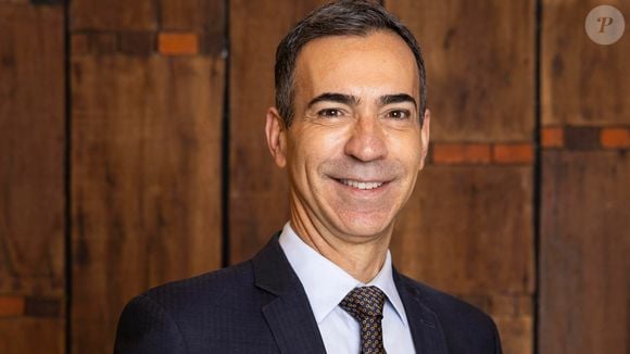 César Tralli é uma das pessoas famosas que tem o hábito de falar sozinho: isso estimula concentração e memória