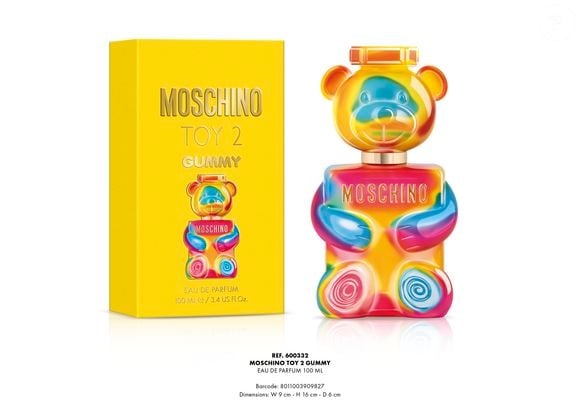Criado pelo perfumista Jordi Fernández, o Toy 2 Gummy aposta em uma composição que combina referências frutadas e cítricas com nuances gourmand, características que remetem a aromas doces e cremosos. A fragrância apresenta um frasco em tons de rosa, vermelho e amarelo, inspirado nas cores vibrantes dos doces.