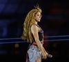 Além dos convidados, Shakira também planeja fazer um espetáculo de cores junto dos fãs