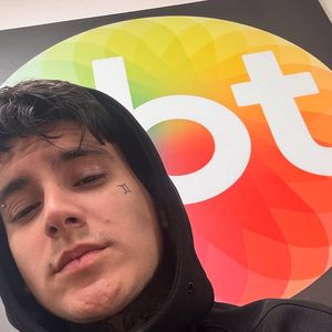 Arthur Urach procurou o médico para ganhar mais espessura no órgão genital, mas a expectativa é de um ganho de até 3 centímetros de tamanho