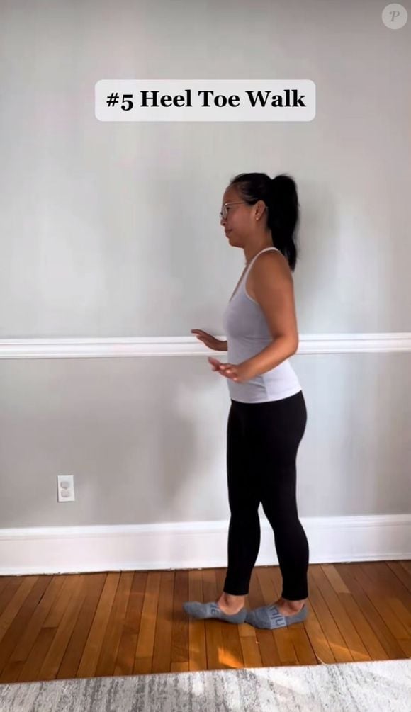 O último exercício trabalha tanto a ativação do calcanhar com a ponta do pé. Você pode usar uma parede como apoio, melhorando o equilíbrio.