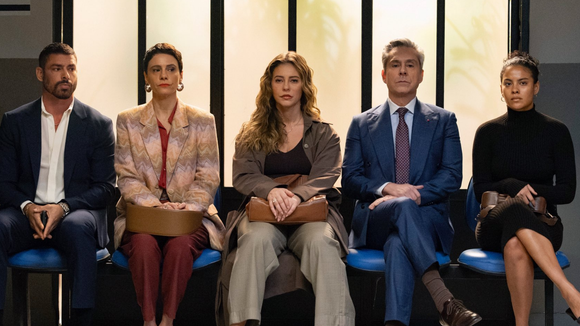 Mais um furo, Manuela Dias? OAB critica erro GRAVE em cena com suspeitos da morte de Odete Roitman em ‘Vale Tudo’