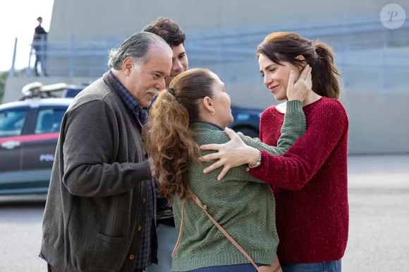 Um dos momentos mais emocionantes de 'Quem Ama Cuida' está perto de acontecer: a libertação de Adriana (Letícia Colin). A sequência marcará oficialmente o início da aguardada segunda fase da novela das nove da Globo e promete arrancar lágrimas dos telespectadores