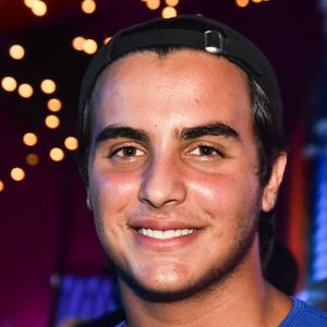 Ele cresceu! Aos 15 anos, Marcelo, filho de Ivete Sangalo, curte camarote no carnaval de Salvador sem a mãe famosa. Fotos!